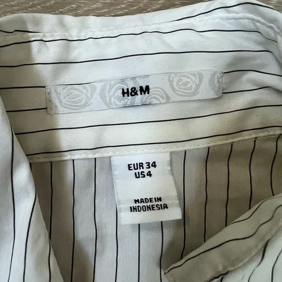 *SOLD* H&M Striped Wrap Shirt - Picture 2 of 4